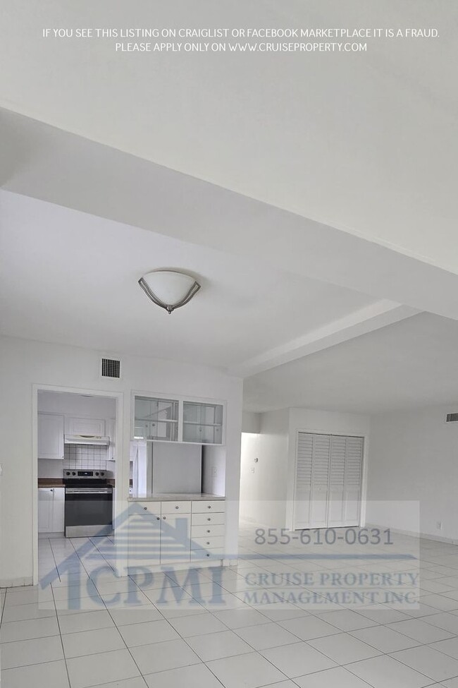 Building Photo - 120 Isle of Venice Dr