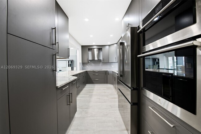 Foto del edificio - 3700 Galt Ocean Dr