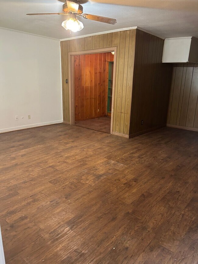 Foto del edificio - 3958 Sumner St