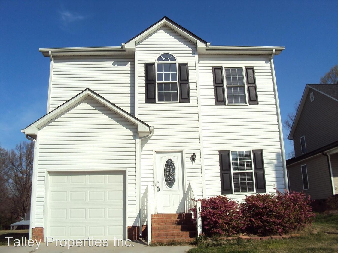 Primary Photo - 171 Bishop Ln