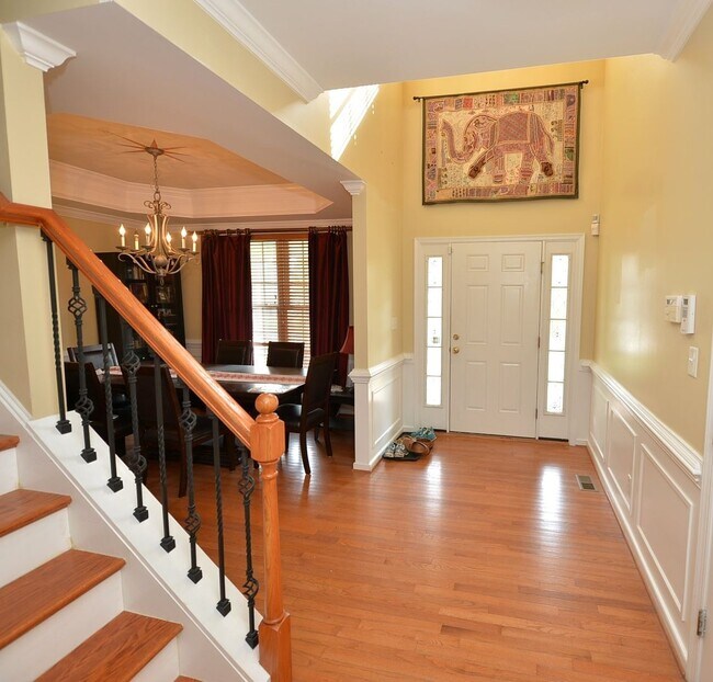 Foto del edificio - STATELY CUSTOM HOME IN EAGLE HARBOR, ISLE OF WIGHT/CARROLLTON VA!!