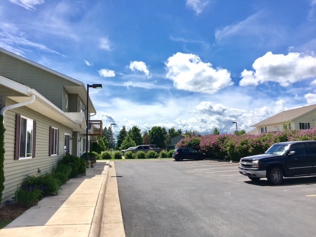 Building Photo - 19 Diane Rd