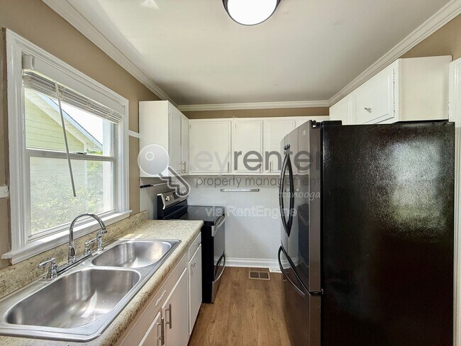 Foto del edificio - 308 Druid Ln