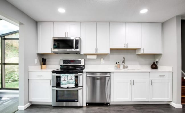 Building Photo - 15337 Edgehill Dr