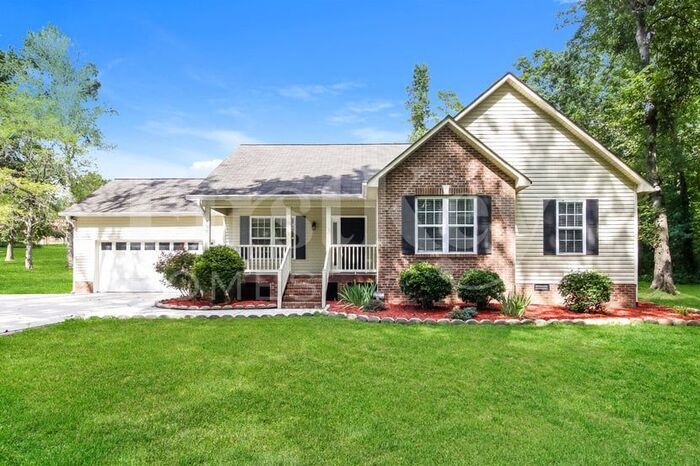 Primary Photo - 400 Belmont Dr