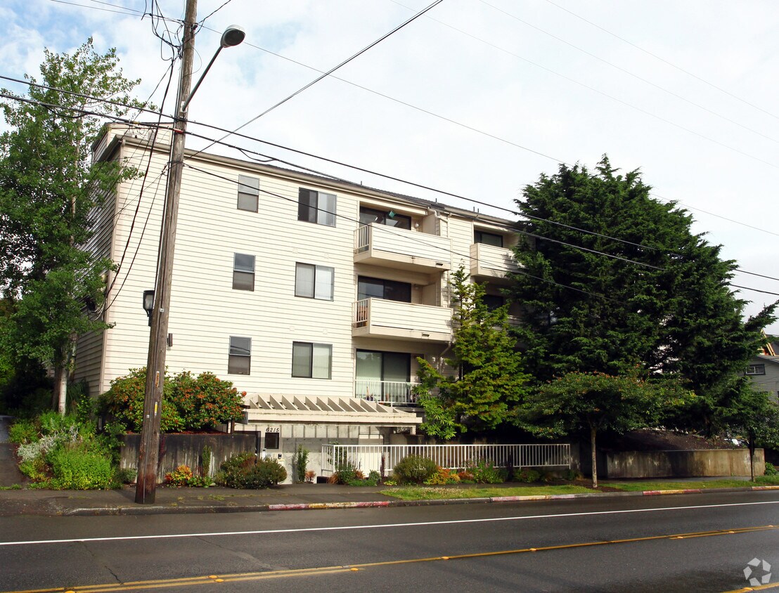 Foto del edificio - 6215 Phinney Ave