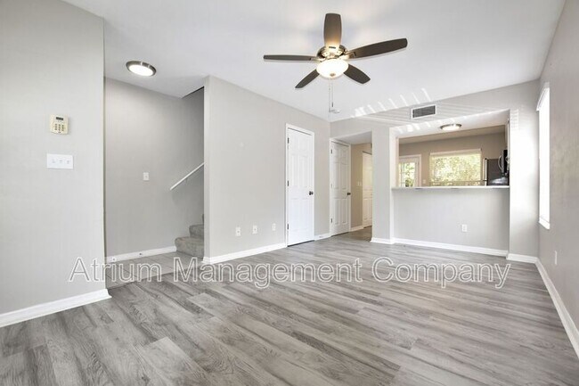 Building Photo - 610 SW 11th Ln