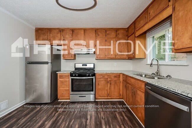 Building Photo - 7191 Woodland Cir