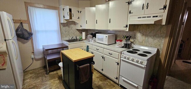 Foto del edificio - 1024 N Pearl St