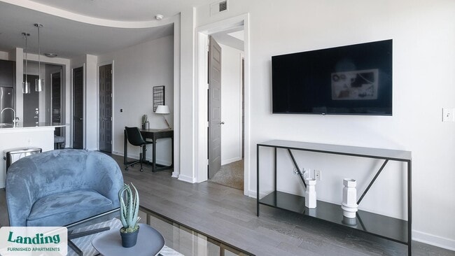 Building Photo - 825 Usener St