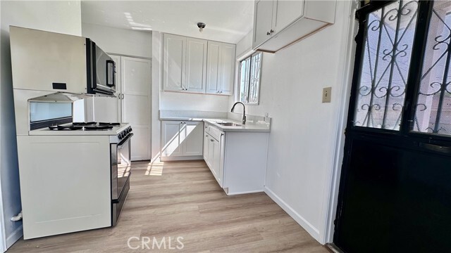 Foto del edificio - 532 W Markland Dr