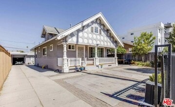 Building Photo - 116 S Alexandria Ave