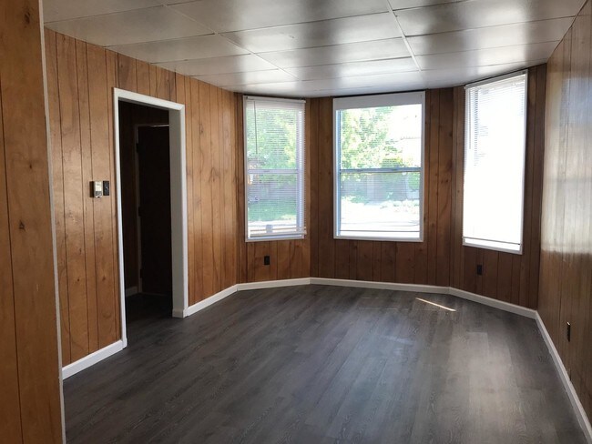 Building Photo - 2 bedroom in Vallejo CA 94590