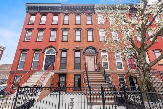 Photo - 800 Ocean Ave Townhome