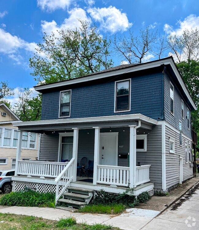 Building Photo - 407 W 13th St
