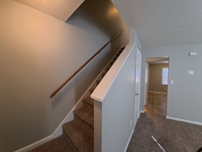 Foto del edificio - Townhouse off Timberlake