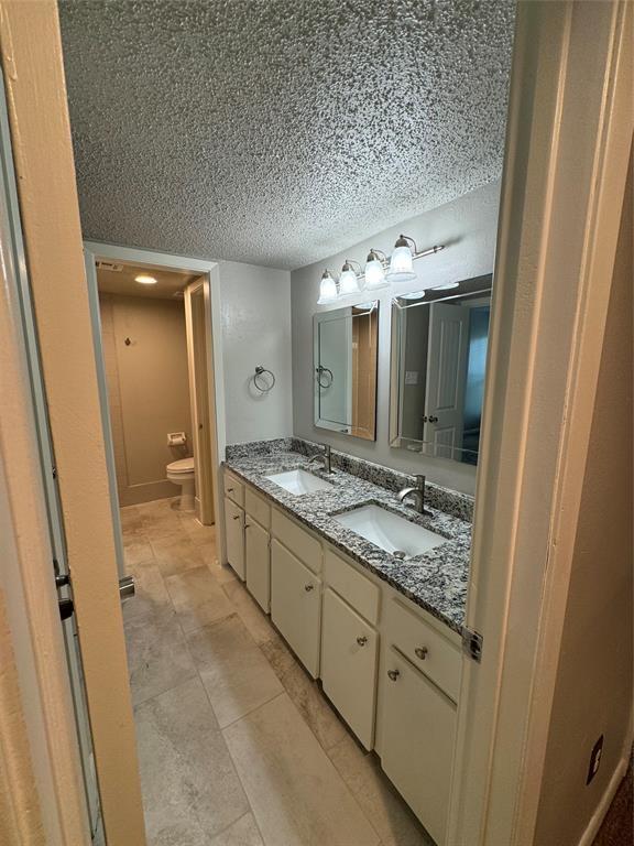 Foto del edificio - 20309 Sunny Shores Dr