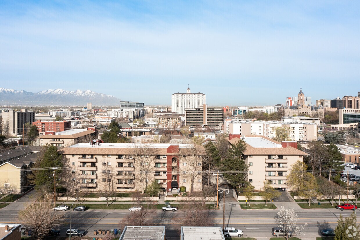 Foto aérea - Towne Park Condominiums