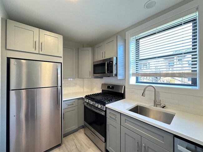 Foto del edificio - 1142 Oak Ave