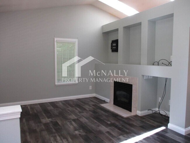 Foto del edificio - Beautiful 3 Bedroom, 1.75 Bathroom Welling...