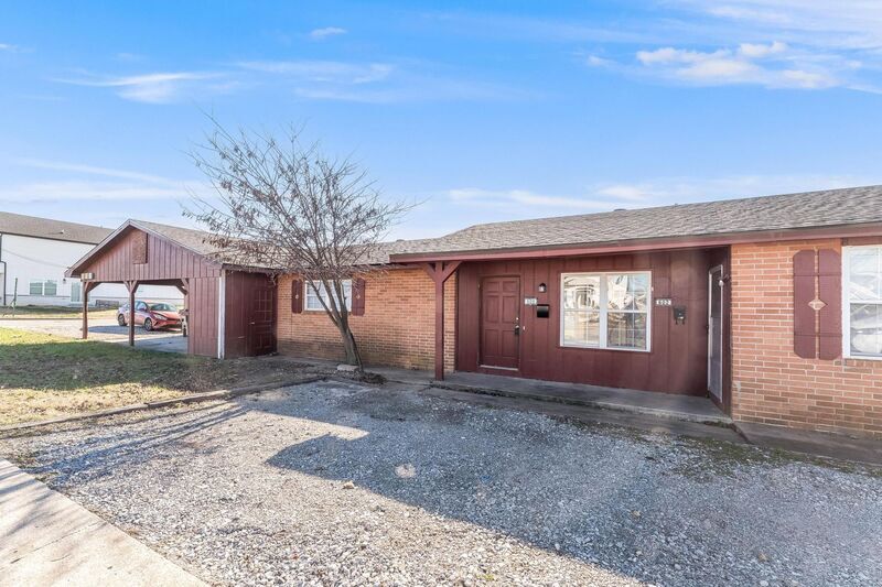 Primary Photo - 600 W Olive St