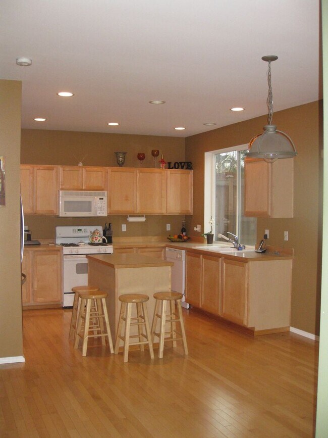 Foto del edificio - 6710 Perry Ave SE