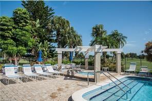 Building Photo - 3625 Boca Ciega Dr