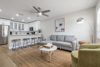 Building Photo - 1053 Apollo Beach Blvd