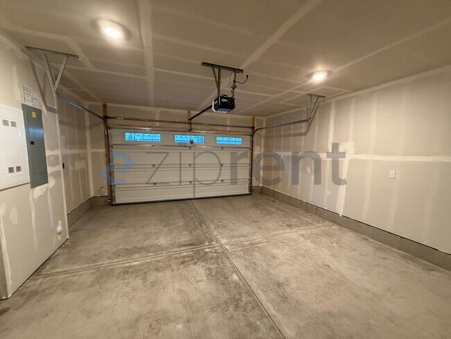Foto del edificio - Unit F6