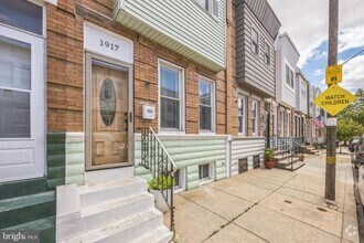 Building Photo - 1917 S Galloway St