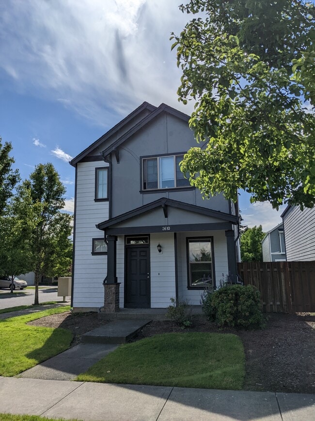 Building Photo - 2610 NE 88th Pl