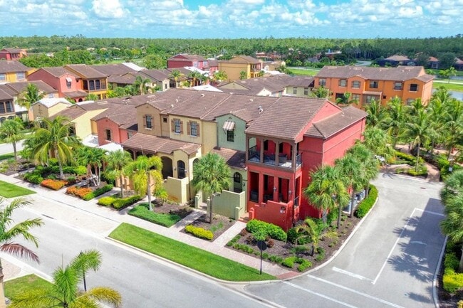 Foto del edificio - ? Stylish 2BR/2BA Townhouse in Resort-Style Community | Available July 2025 – April 2026 | 30-Nig...