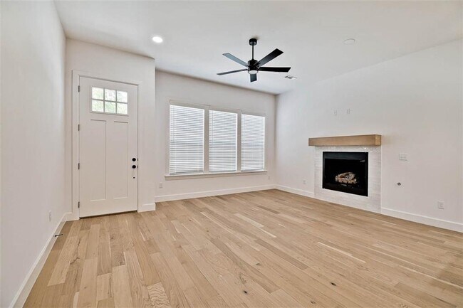 Foto del edificio - 502 W Persimmon St