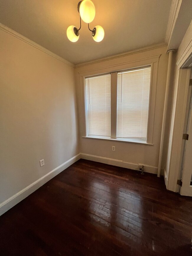 Foto del edificio - Cozy Allston one bedroom apartment available