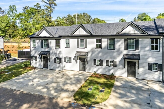 Foto del edificio - 1ST MONTH FREE!!