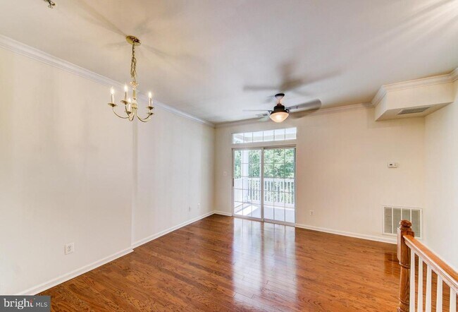 Foto del edificio - 20385 Belmont Park Terrace