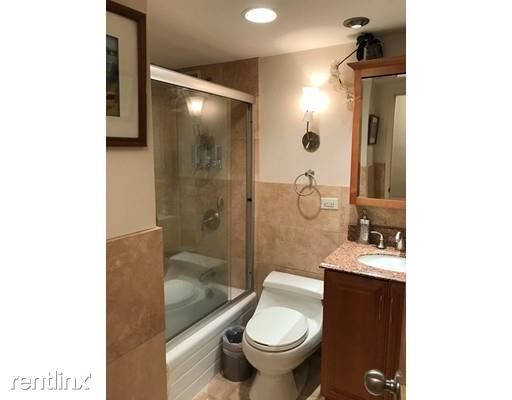 Foto del edificio - 2 br, 2 bath  - 2 Hawthorne Pl Apt 15D