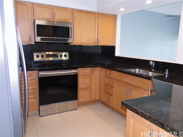 Building Photo - 7007 Hawaii Kai Dr