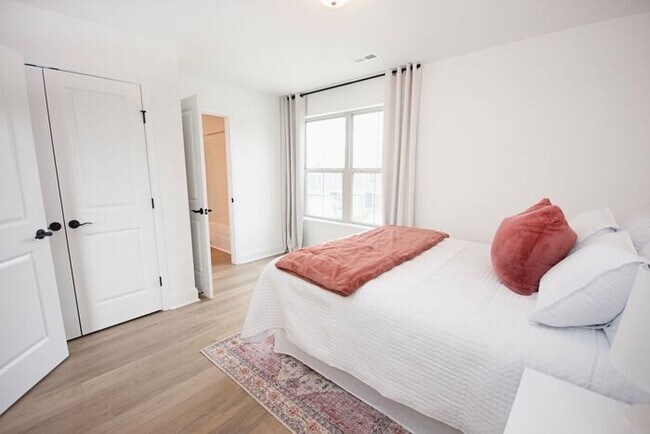 Foto del edificio - Beautiful 3bd townhome in Alcoa