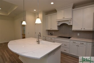 Building Photo - 78 Small Pine Ln