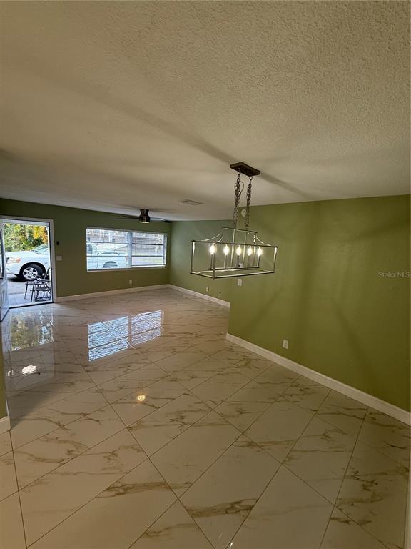 Foto del edificio - 19 S Mildred Ave