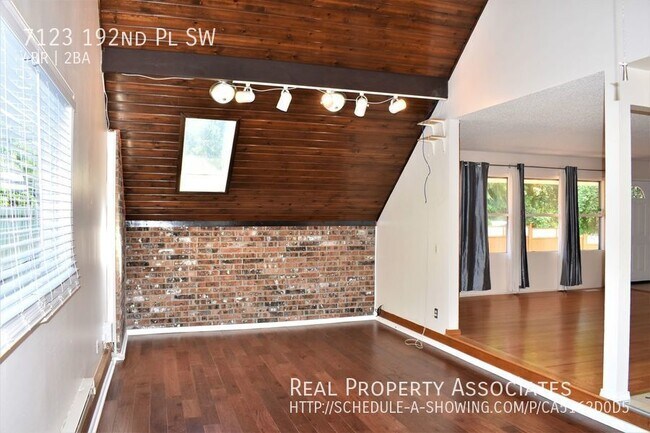 Foto del edificio - Single Family Home near Lynndale Park