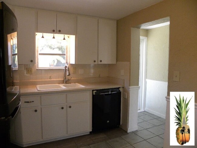 Building Photo - 135 Virginia Ct