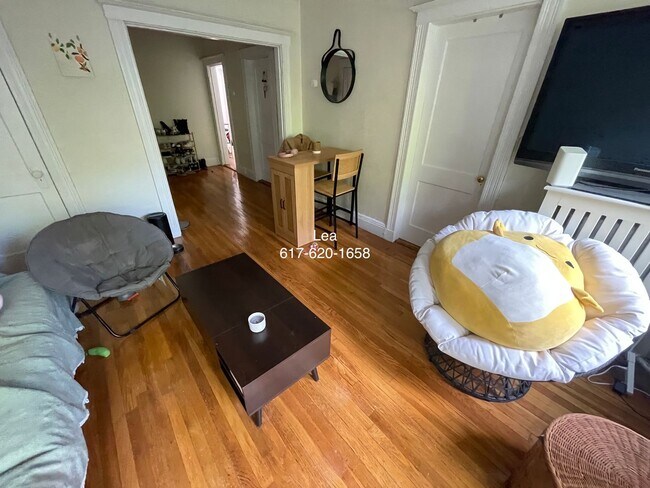 Building Photo - NO BROKER FEE!!! SEPT Sweet 2bed in Bright...