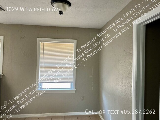 Building Photo - Three-bedroom home near Lake Hefner
