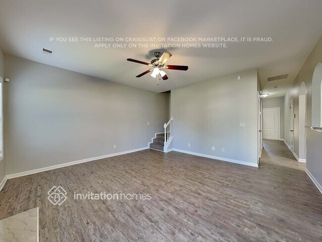 Foto del edificio - 6576 White Spruce Ave