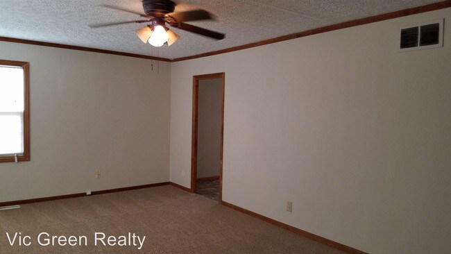 Building Photo - 3 br, 1 bath House - 2937 Prentice Dr