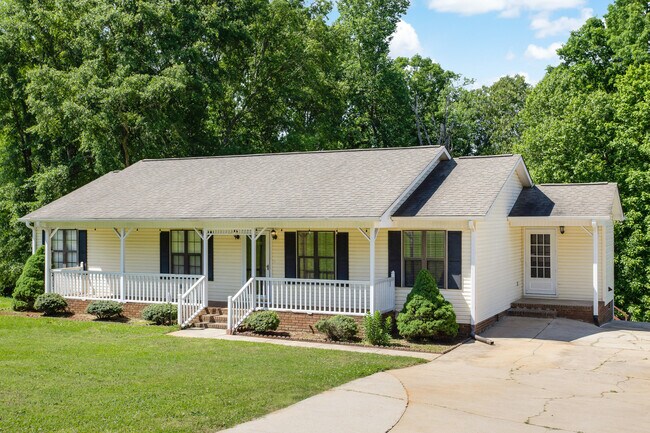 Building Photo - 148 Moss Ln