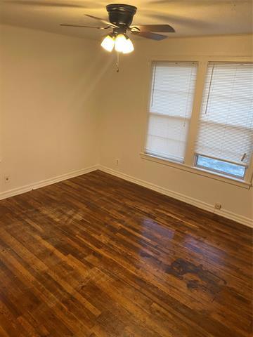 Foto del edificio - 2532 Woodford St