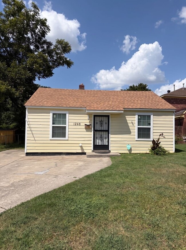 Building Photo - 1246 Gausco Rd